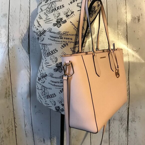 Michael Kors Kimberly Tote in Powder Blush In excellent condition peach / pink - Picture 2 of 16